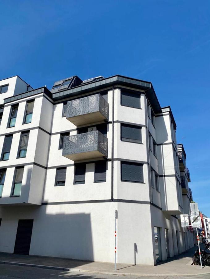 Vienna'S Danube Apartments Екстер'єр фото